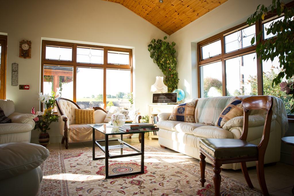 Cahergal Farmhouse B&B Newmarket-on-Fergus Exterior photo